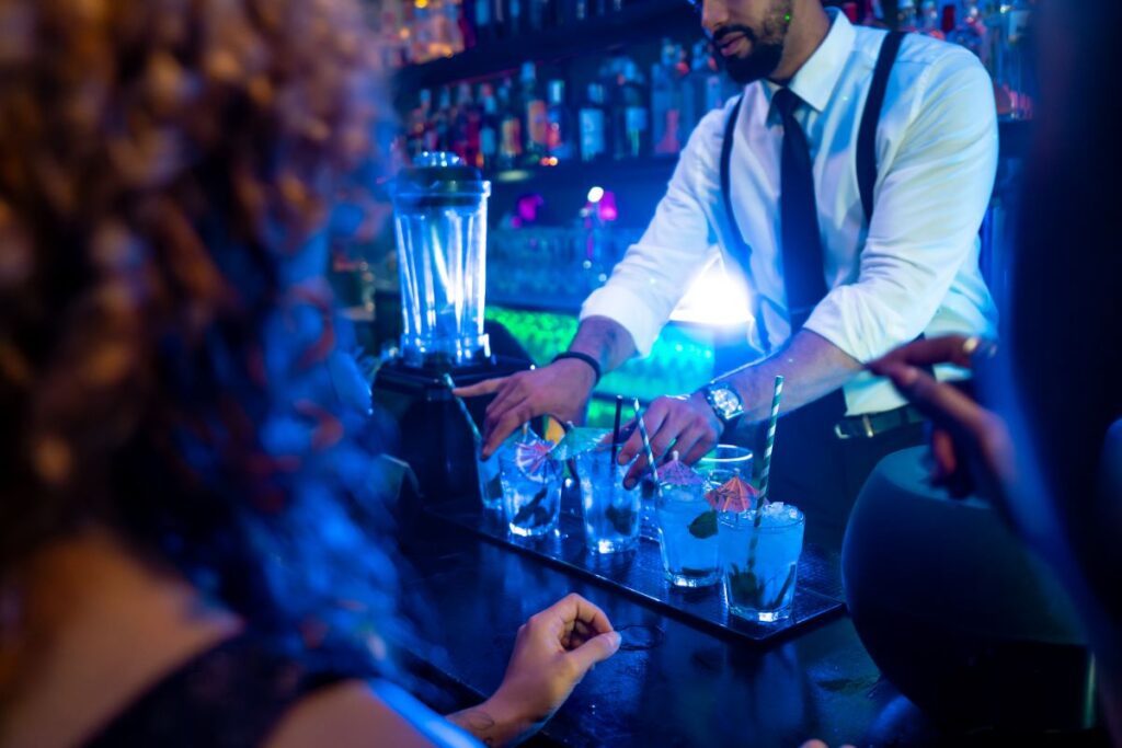 How Bartenders Memorize 100+ Drinks