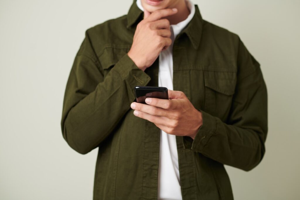 negative reviews and sales